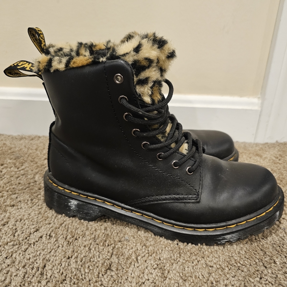 Dr. MARTENS Boots